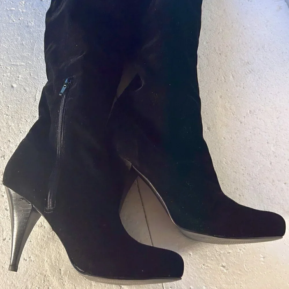 Mia SZ 6.5  Black Vegan Suede Over the knee boots Timeless Staple Sexy Retro